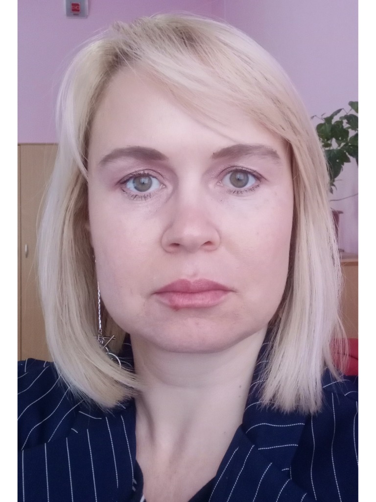 Фото 2. Как вернуть овалу лица четкость в 40 лет?